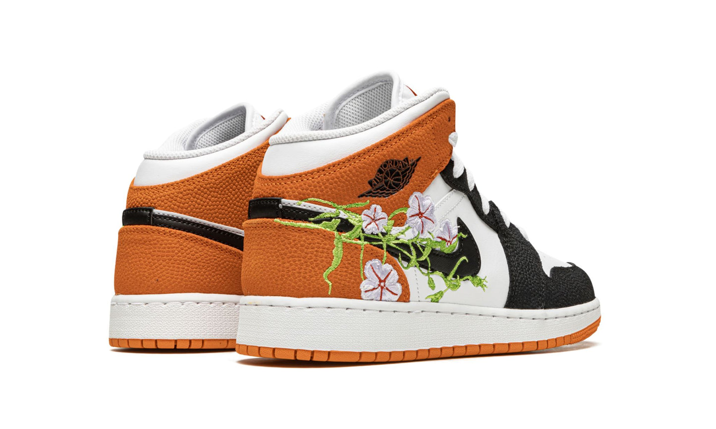 Air Jordan 1 Mid SE Basketball Blossom