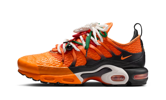 Nike Air Max Plus Homecoming Safety Orange