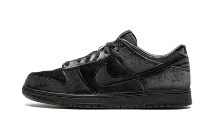 Nike Dunk Low Dover Street Market Triple Black Velvet