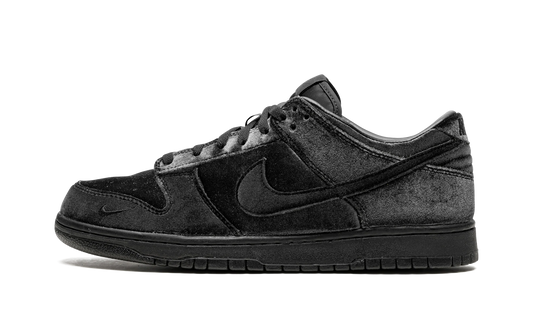 Nike Dunk Low Dover Street Market Triple Black Velvet