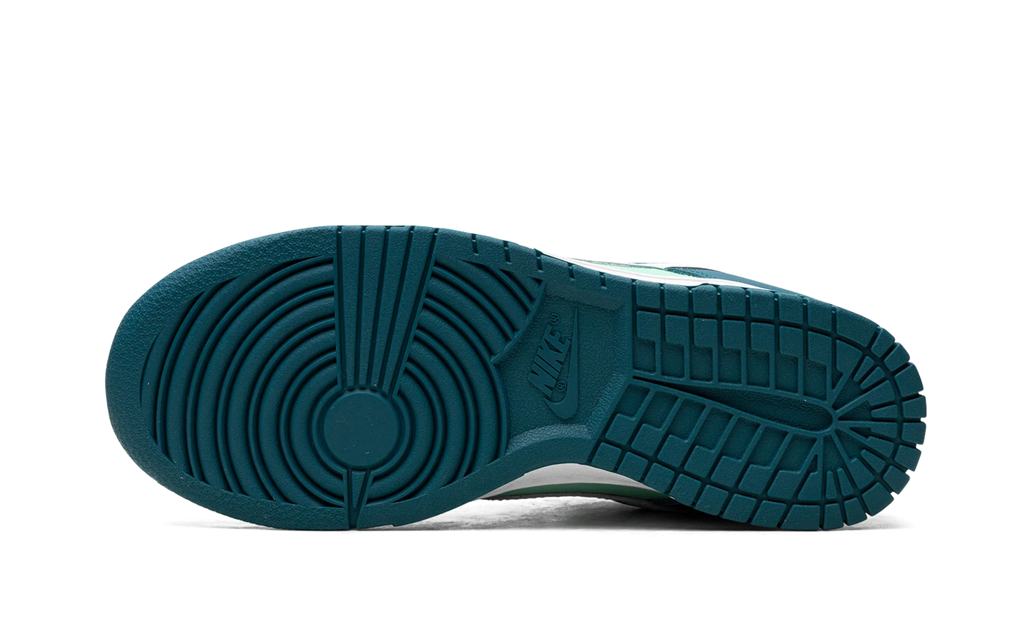 Nike Dunk Low Geode Teal