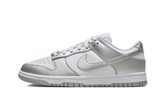 Nike Dunk Low Mettalic Silver