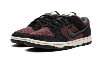 Nike Dunk Low SE Fleece Burgundy