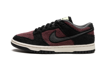 Nike Dunk Low SE Fleece Burgundy