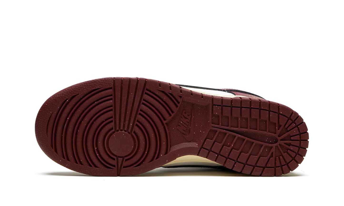 Nike Dunk Low SE Sisterhood Team Red