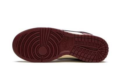 Nike Dunk Low SE Sisterhood Team Red