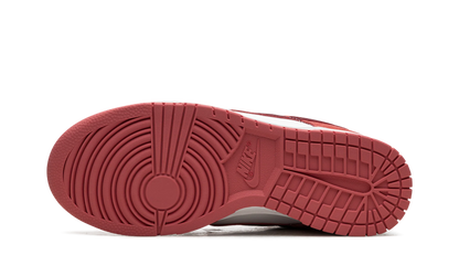 Nike Dunk Low Valentine's Day (2024)