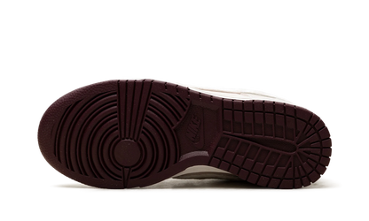 Nike Dunk Low Valentine's Day (2026)