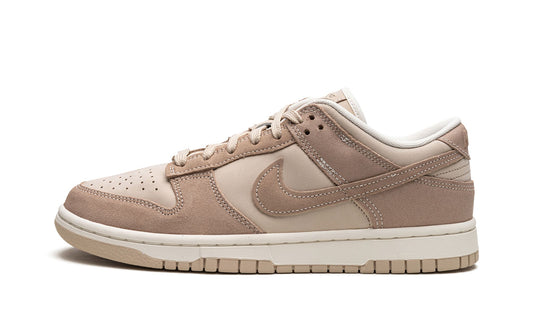 Nike Dunk Low SE Sanddrift