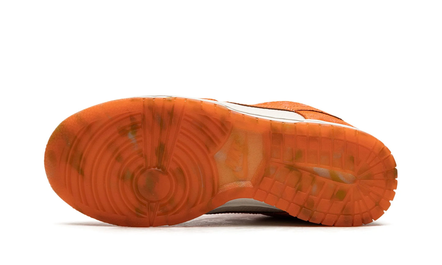 Nike Dunk Low Cracked Orange