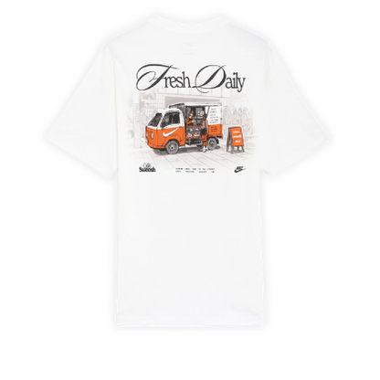 Nike Men's T-Shirt Graphic Café Swoosh - Blanc