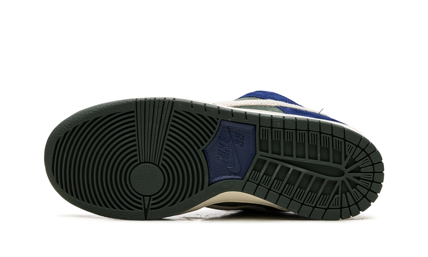 Nike SB Dunk Low Deep Royal Blue