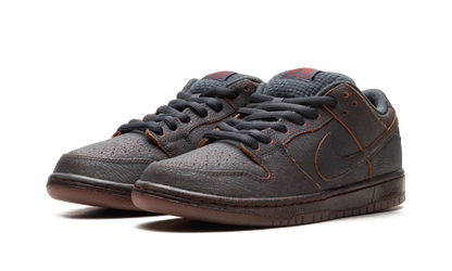 Nike SB Dunk Low Krampus