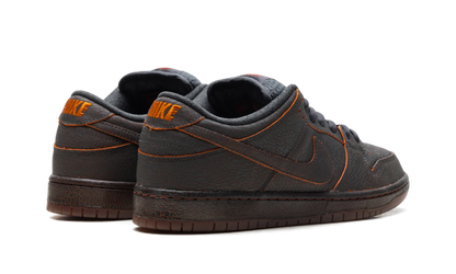Nike SB Dunk Low Krampus