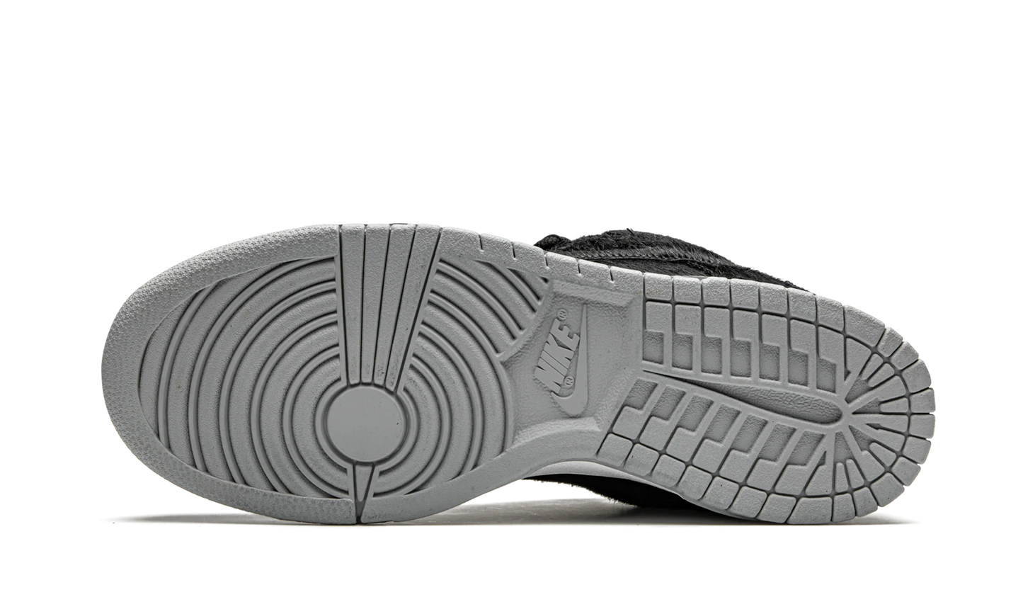 Nike SB Dunk Low Medicom Toy (2020)