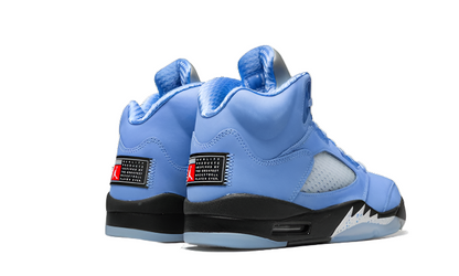 Air Jordan 5 UNC